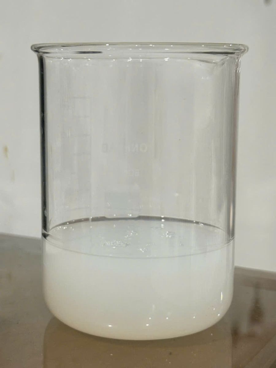 Thông Số Kỹ Thuật Của Polyacrylamide Cation dạng nhũ tương E411